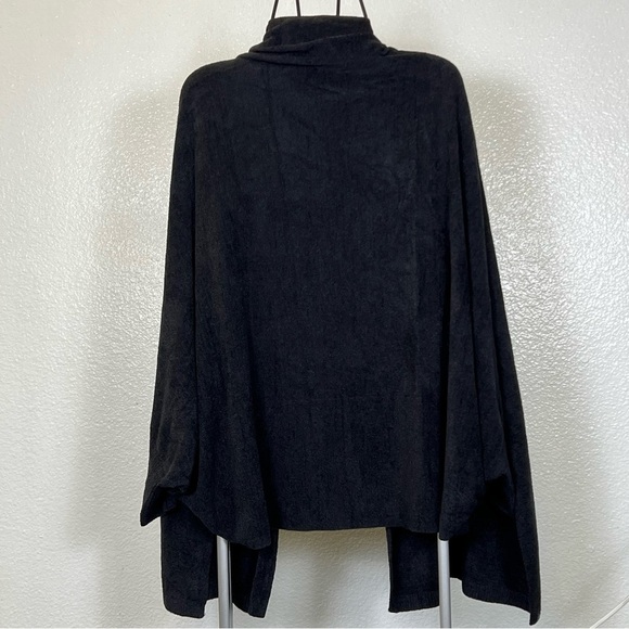 Barefoot Dreams CozyChic Ultra Lite Blanket Wrap Black Color Size S/M - Picture 5 of 10
